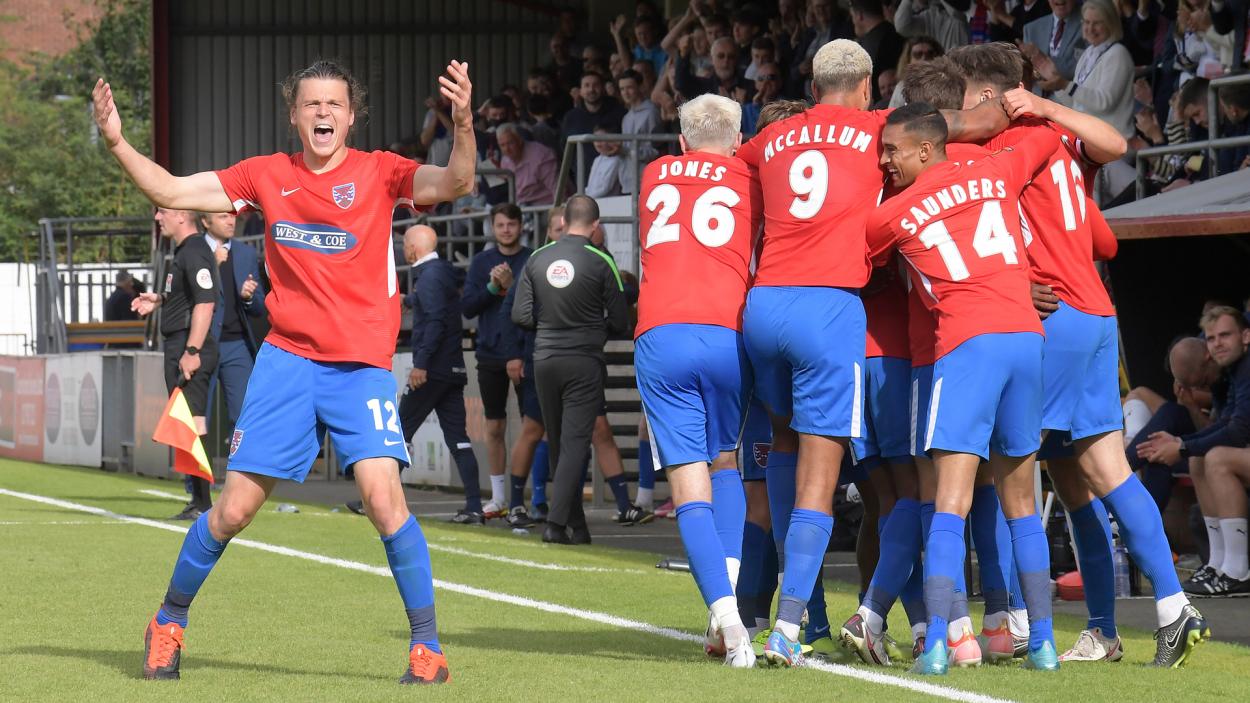 Bromley V Dagenham & Redbridge Preview: Form Guide, Team News ...